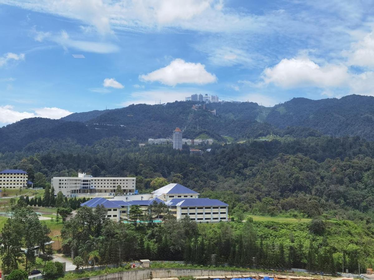 Windmill Upon Hills Luxurious Sky Villa 360 Sky Pool Heated Pool Mountainous Genting View Genting Highland By Heritage Resorts World Genting Esterno foto